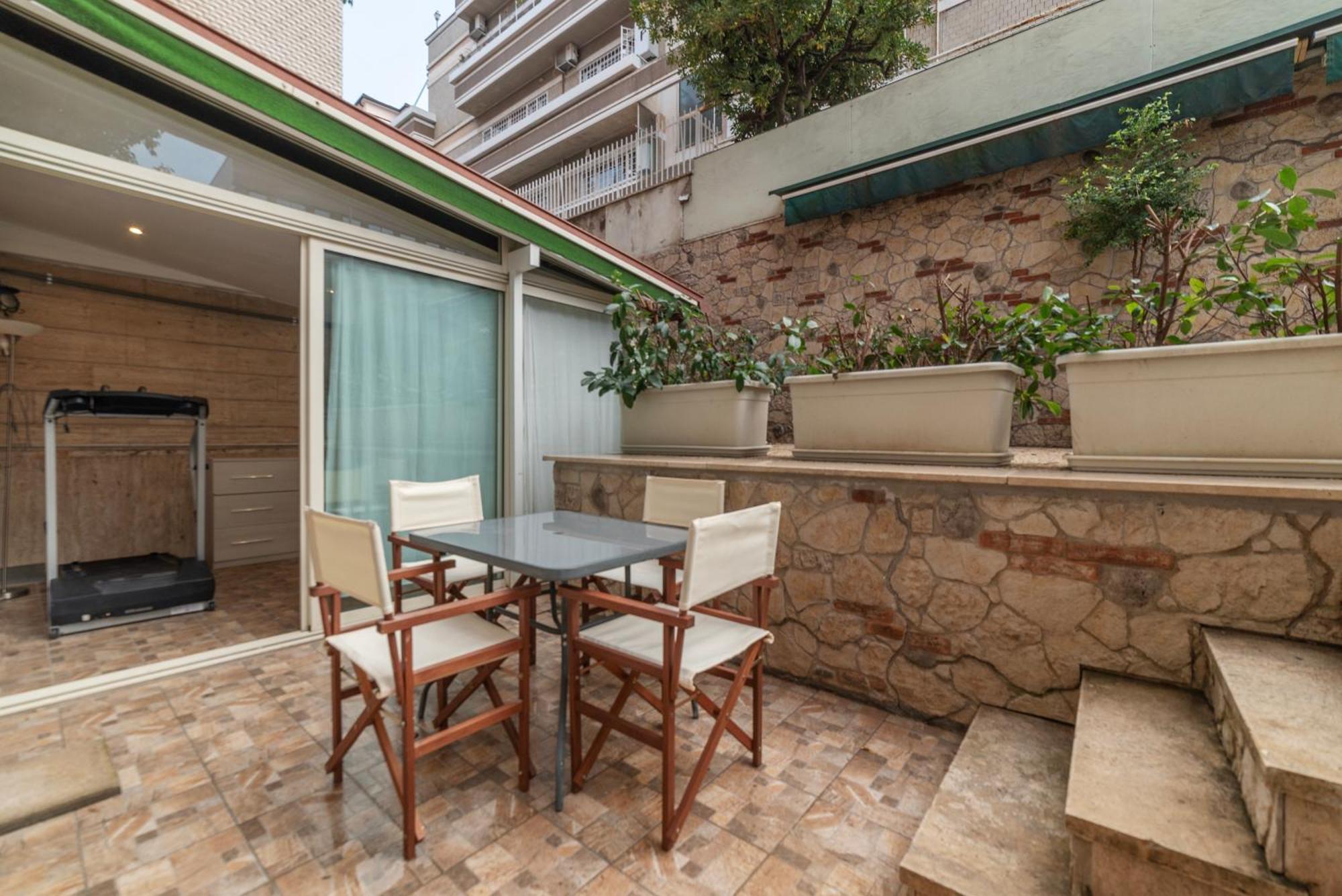 San Pietro Terrace Apartment Rom Exteriör bild