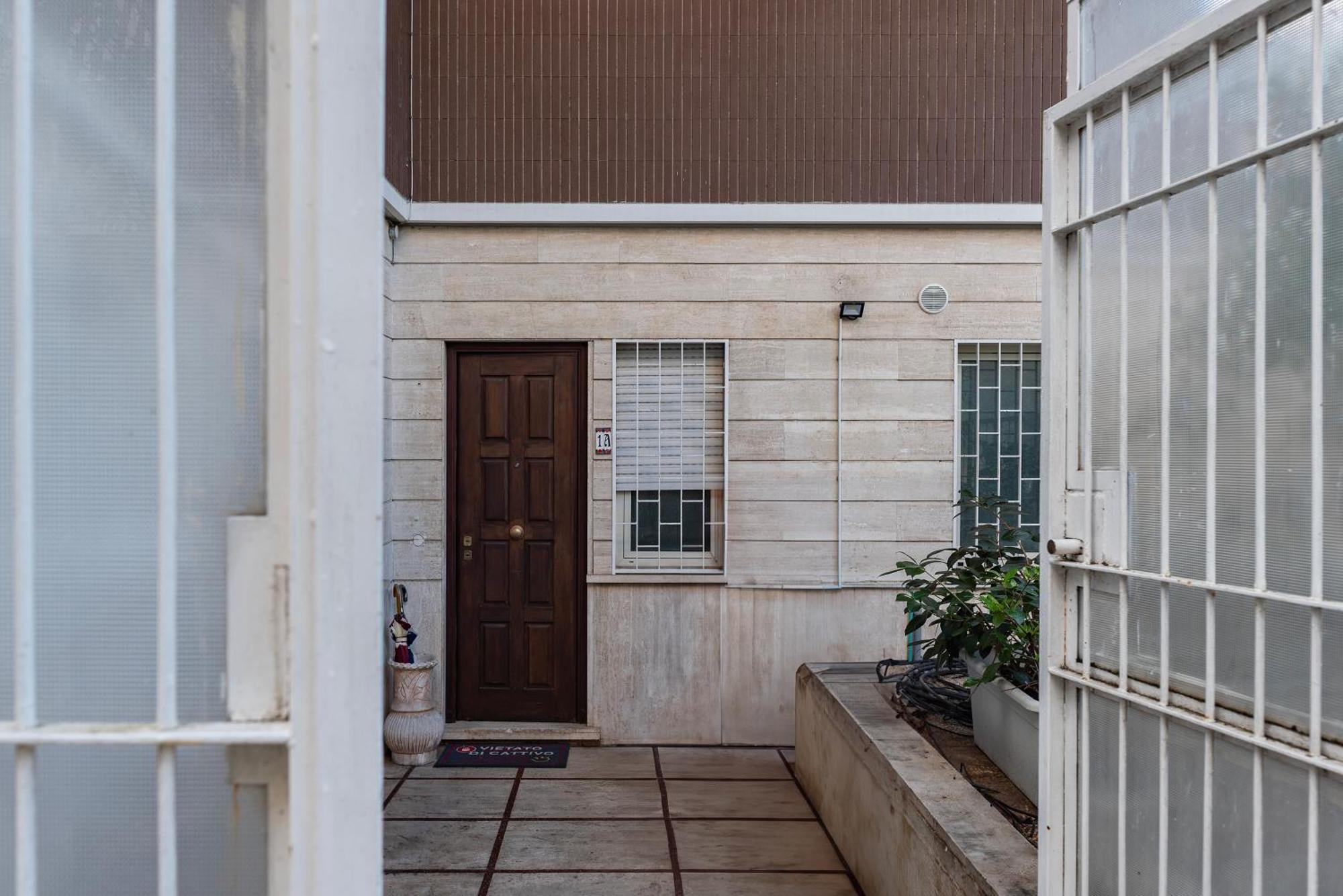 San Pietro Terrace Apartment Rom Exteriör bild